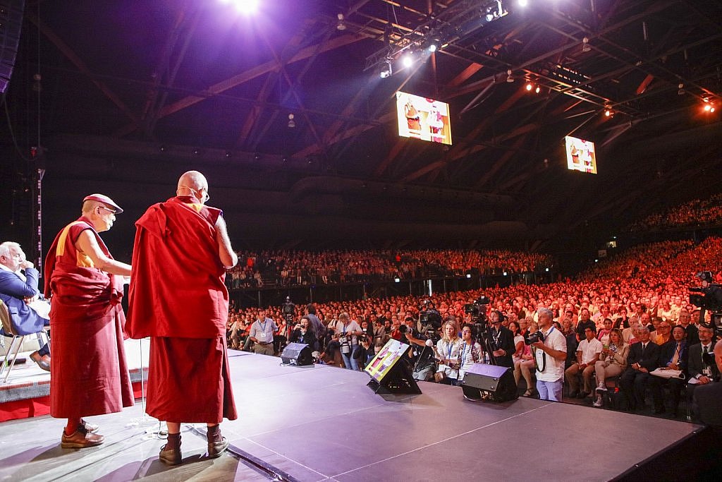 dalai-lama-1609-IV-0827large1518694090.jpg