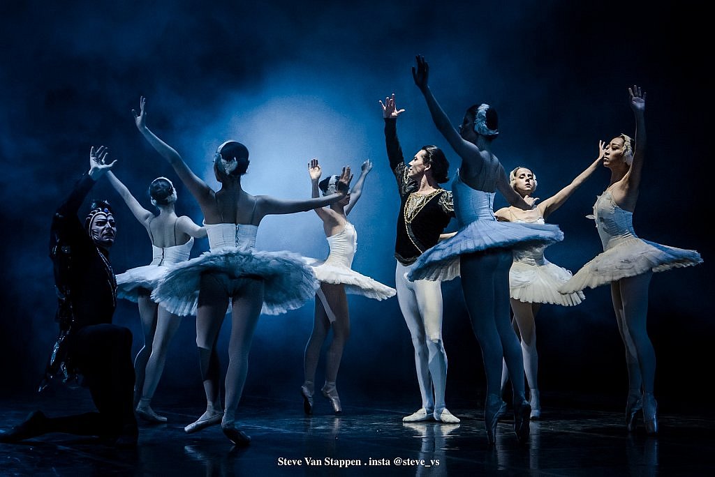 Moscow-City-Ballet-12-STEVE-VAN-STAPPEN-copyright-exclusive-rightjpgjpglarge1543828754.jpg