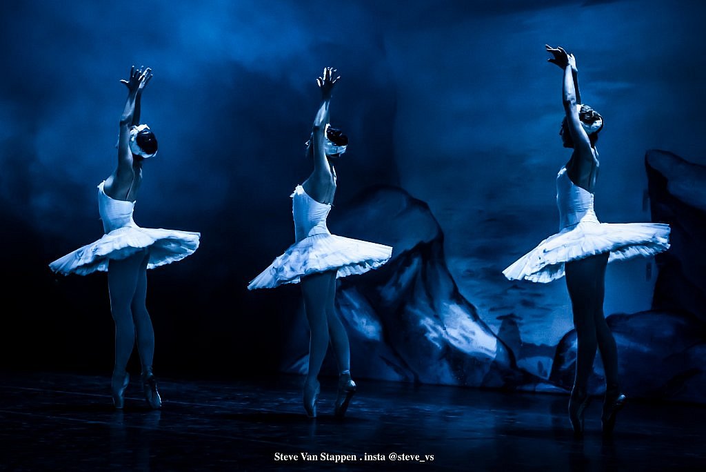 Moscow-City-Ballet-13-STEVE-VAN-STAPPEN-copyright-exclusive-rightjpgjpglarge1543828757.jpg